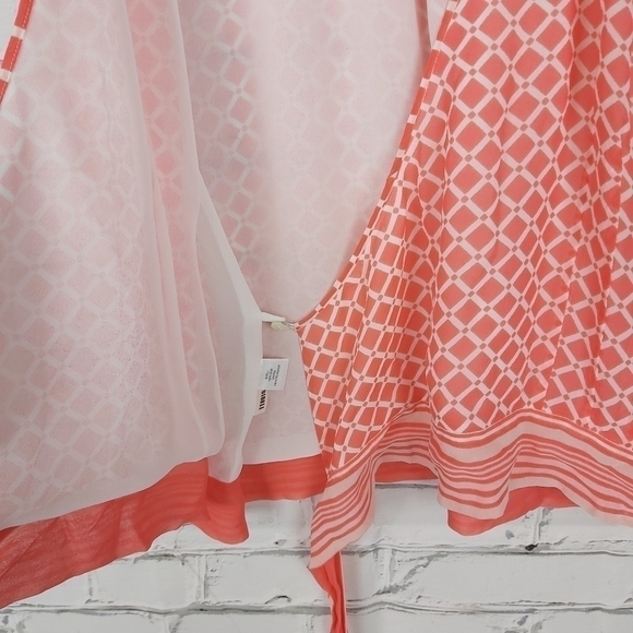 ANN Taylor Wrap 100% Silk Top - Picture 6 of 10